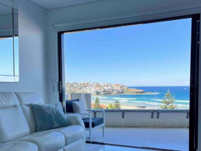 Bondi Beach Waves Beachfront Apartment